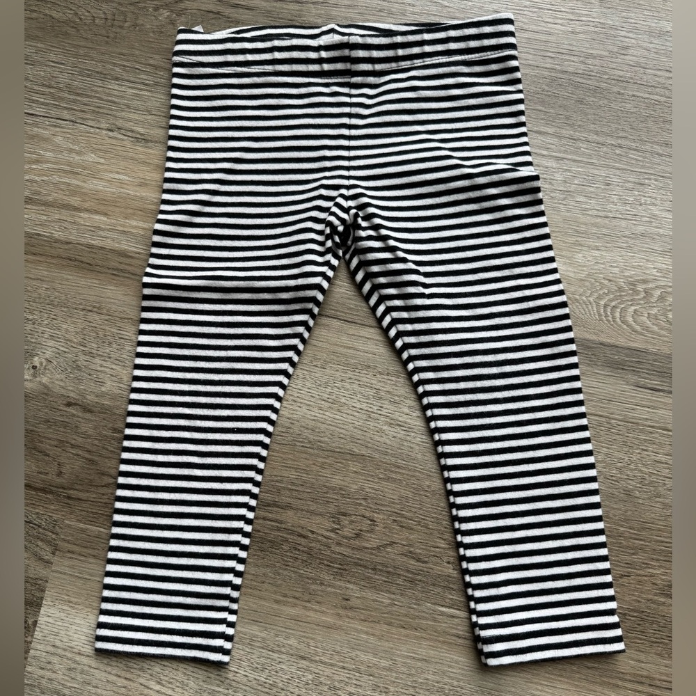 Primary Black and White Striped Leggings 2T